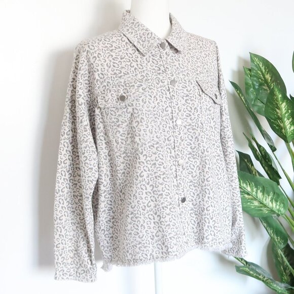 Zara Leopard / Animal Print Long Sleeve Denim Jacket / Long Sleeve Over-Shirt S - Picture 4 of 11